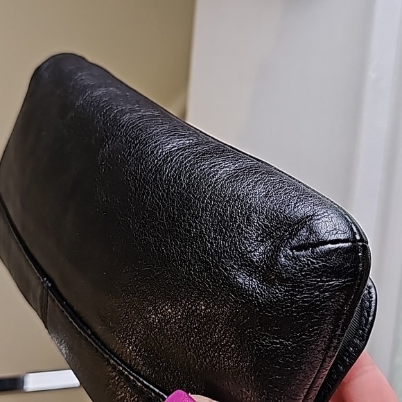 Coach Black Pleated Leather Convertible Minibag/Wristlet Silvertone HDWR VGUC - Picture 8 of 16